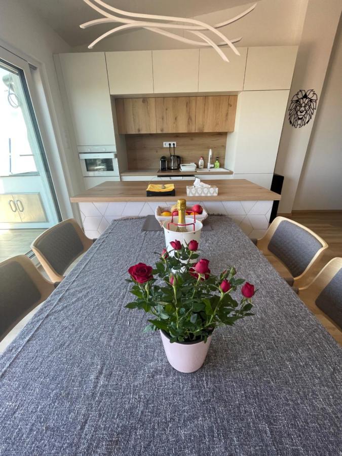 Apartment Fenyves Delux *